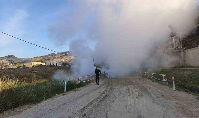 Aydın'da jeotermal iletim hattı patladı