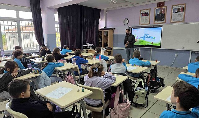 Babaeski'de öğrencilere su verimliliği, gıda israfı ve beslenme eğitimi
