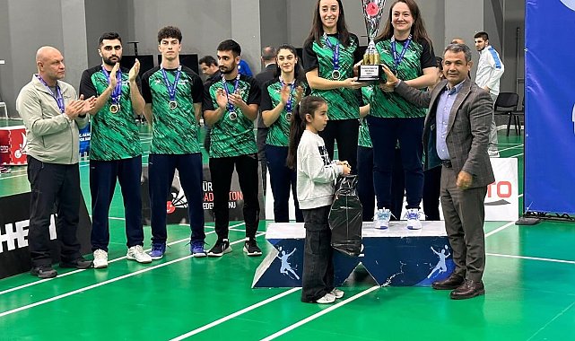 Badmintonda Erzincan Telekom Spor ikinci oldu