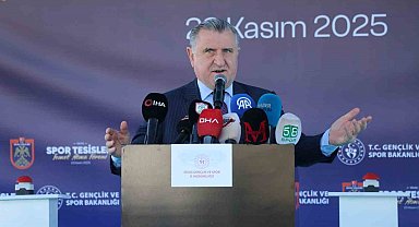 Bakan Bak: "Türkiye, spor devrimi yaşıyor"