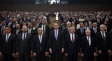 Bakan Bayraktar: "Enerjide bağımsız bir Türkiye hedefinde en önemli görev enerji uzmanlarına düşüyor"