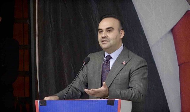 Bakan Kacır: "Türkiye, teknolojiyle kalkınan bir ülke haline geliyor"