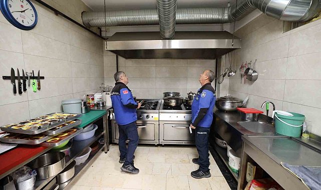 Başiskele'de kafe ve restoranlarda kapsamlı hijyen denetimi