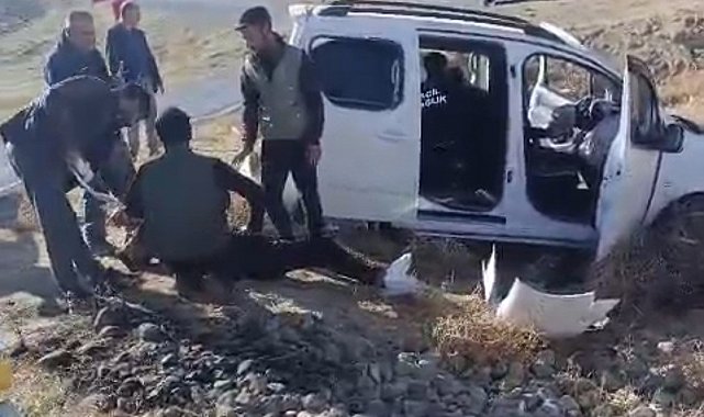 Başkale'de trafik kazası: 4 yaralı