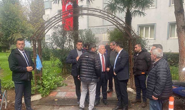 Başkan Bozbey'den şehit binbaşının ailesine taziye ziyareti