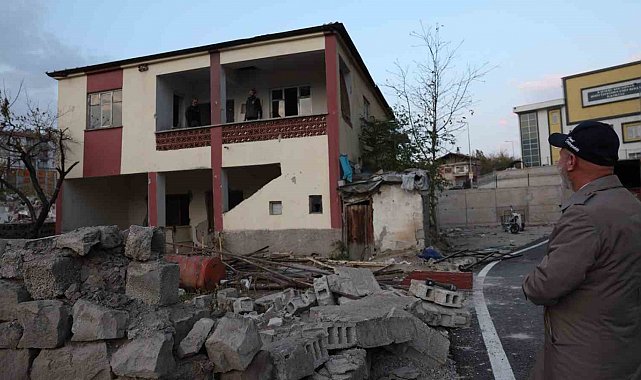 Başkan Çolakbayrakdar: "Uğurevler'de geleceğin modern mahallesini inşa ediyoruz"