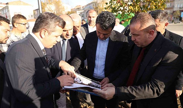 Başkan Doğan Alaçam'da projeleri inceledi