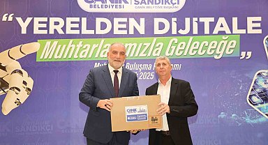 Başkan Sandıkçı: "Dijital dönüşümle ana hedefimiz, vatandaşlarımıza etkin ve hızlı hizmet"