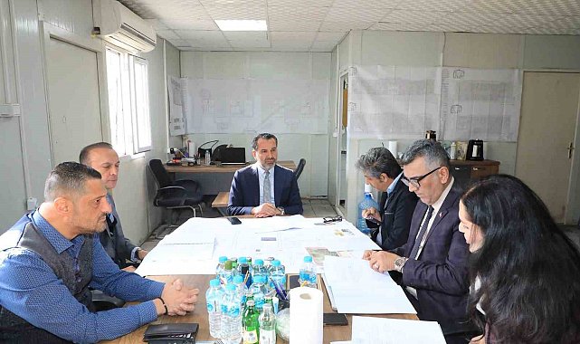 Başkan Şerifoğulları, tarihi öğretmenevinde çalışmaları inceledi