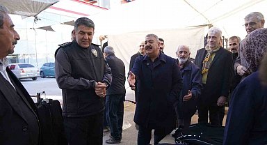 Başkan Sunar ve İl Emniyet Müdürü Karaburun'dan pazar denetimi