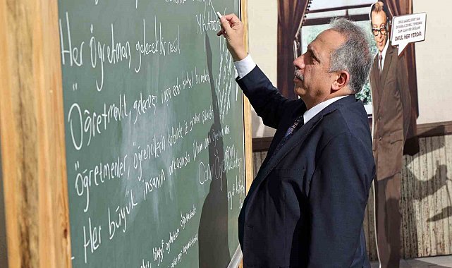 Başkan Yalçın'dan Öğretmenler Günü mesajı