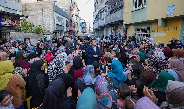 Başkan Yılmaz'ın mahalle ziyareti mitinge dönüştü