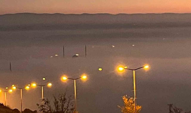 Batman'da yoğun sis ve gün batımı kartpostallık manzara oluşturdu