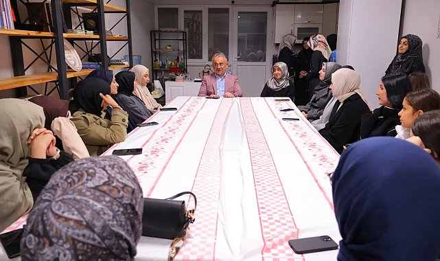 Bayburt'ta üniversite öğrencilerine gençliğin önemi anlatıldı