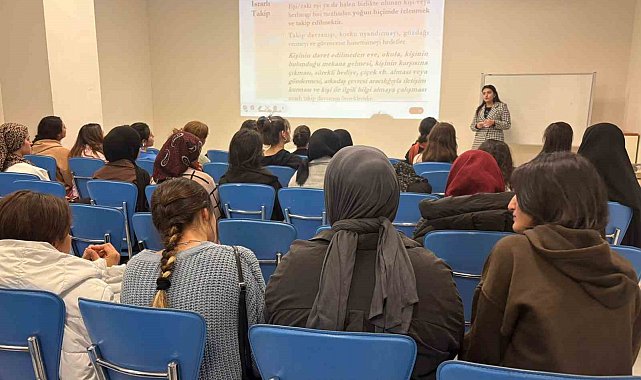 Bayburt'ta üniversite öğrencilerine kadına yönelik şiddetle mücadele semineri verildi