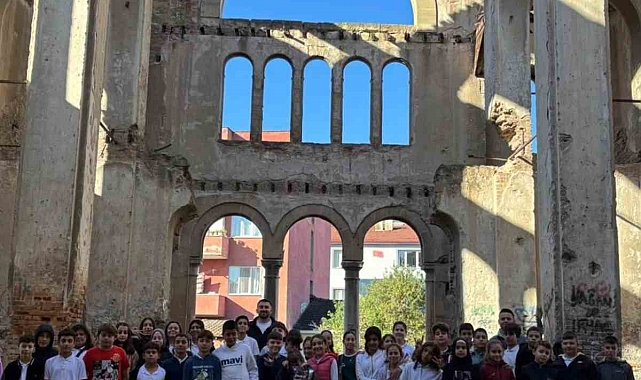 Bayırköy'de miniklerin tarih dolu Bilecik gezisi
