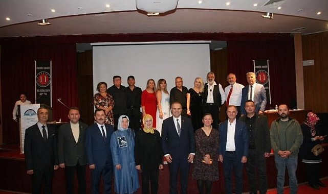 Bayırköy'de Şiir ve Beste Gecesi