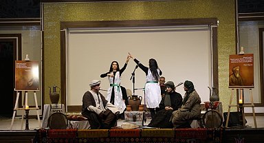 Bedesten'de 'Aşk ile Akıl' buluştu