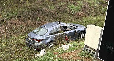 Beşiktaş'ta takla atan araç şarampole uçtu: Sürücü yaralandı