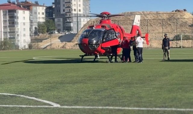 Beyin kanaması geçiren vatandaşın imdadına ambulans helikopter yetişti