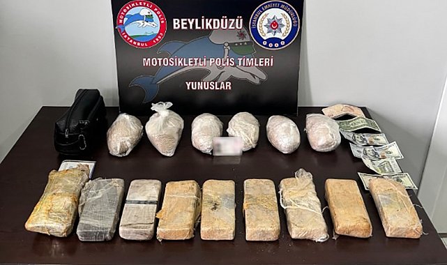 Beylikdüzü'nde uyuşturucu sevkiyatı yapan motosikletliye suç üstü