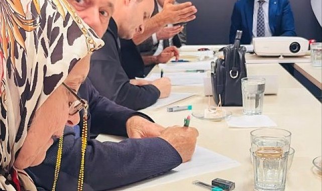 Bilecik'te şehit ve gazi yakınlarına çini kursu başladı
