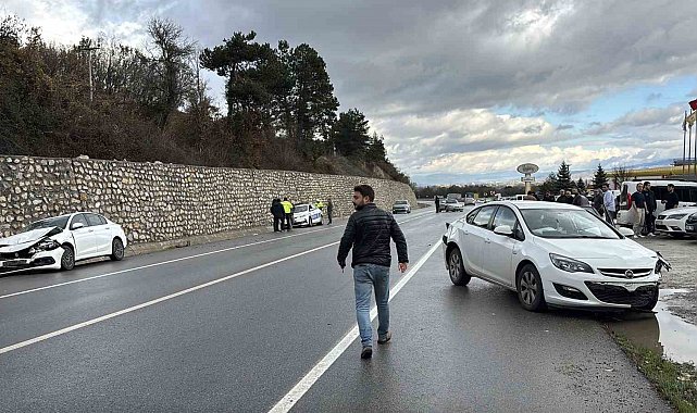 Bolu'da zincirleme kaza: 3 yaralı