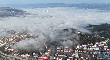 Boyabat güne sis perdesiyle uyandı