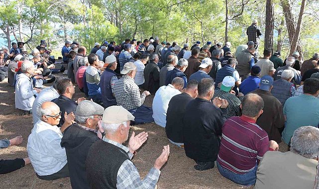 Bozyazı'da asırlık 'yağmur duası' geleneği bu yıl da devam etti