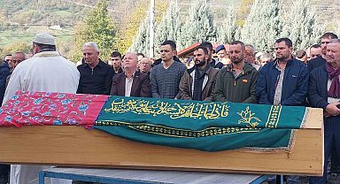 Bu acıya yürek dayanmaz: Minicik beden, kocaman tabut