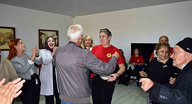 Bursa'da huzurevi sakinlerine moral konseri