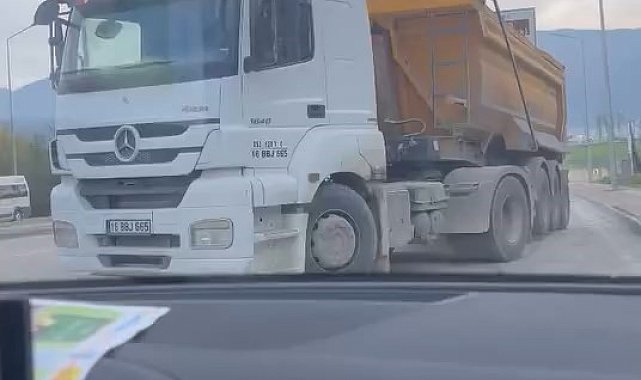 Bursa'da ters şeritten giren kamyon 'pes' dedirtti