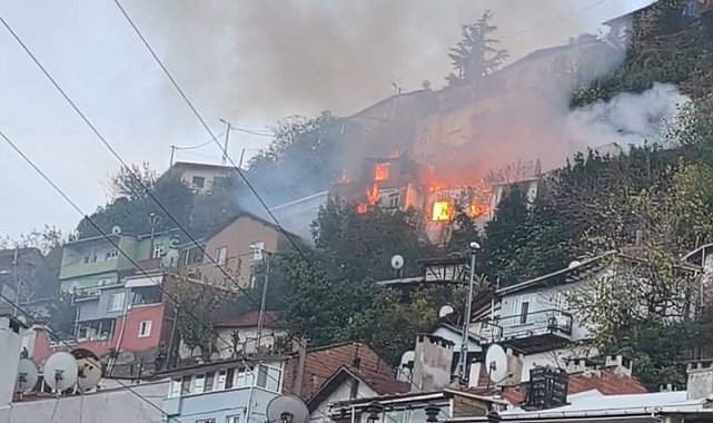 Bursa'da yanan 2 katlı evin 78 yaşındaki sahibi kayıp