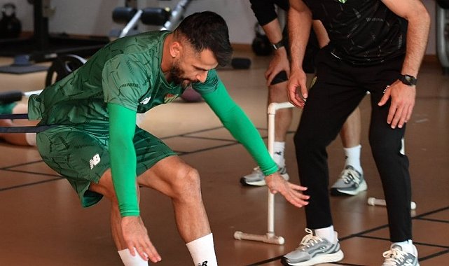 Bursaspor sabah antrenmanında kuvvet çalıştı