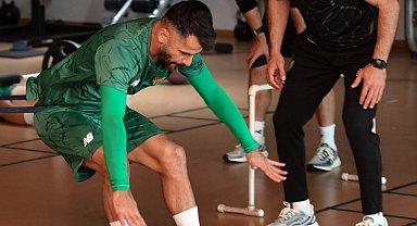 Bursaspor sabah antrenmanında kuvvet çalıştı