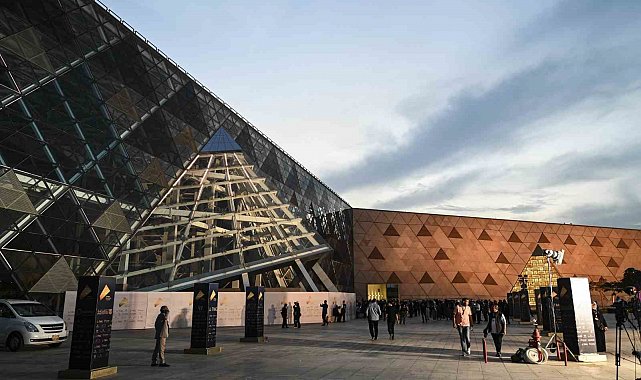 Büyük Mısır Müzesi, kapılarını ziyaretçilere açmaya hazırlanıyor