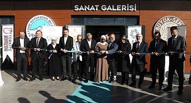 Büyükşehirden uluslararası öğrencilere sanat köprüsü: 'Bi' Dünya Sanat' sergisi açıldı