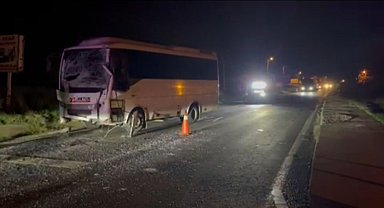 Çerkezköy'de iki servis aracı çarpıştı: 8 işçi yaralandı