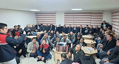 Çiftçi bilgilendirme toplantıları sürüyor