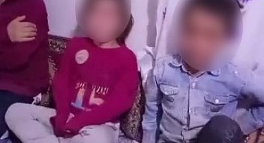 Çocuklarına kemerle işkence yapıp bir de cep telefonuyla kayıt altına aldı