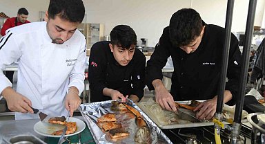 Çoruh'un incisi somon, genç şef adaylarının ellerinde yarıştı