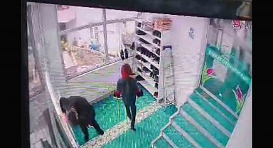 Cuma namazı için geldiği camide kalp krizi geçirdi: O anlar kamerada