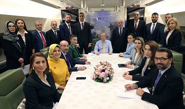 Cumhurbaşkanı Erdoğan: " Yardım koridorları kasıtlı olarak tıkanmakta, insani yardımların bölgeye ulaşması maalesef engellenmekte. Günlük 600 tır insani yardım girişine izin verilecekti fakat bu sözler yerine getirilmiyor."