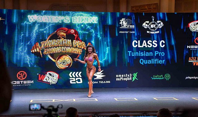 Denizlili sporcu, vücut geliştirmede IFBB Pro Card sahibi oldu