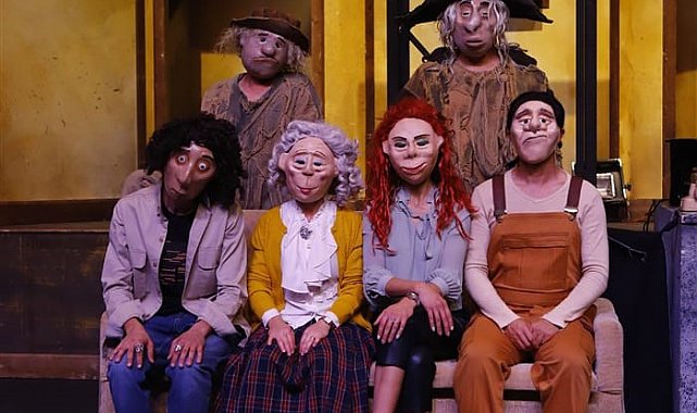 Devlet Tiyatrosu Sersemler Evi oyunuyla Kars'ta