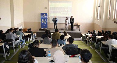 Dicle Elektrik'ten üniversite öğrencilerine kariyer desteği