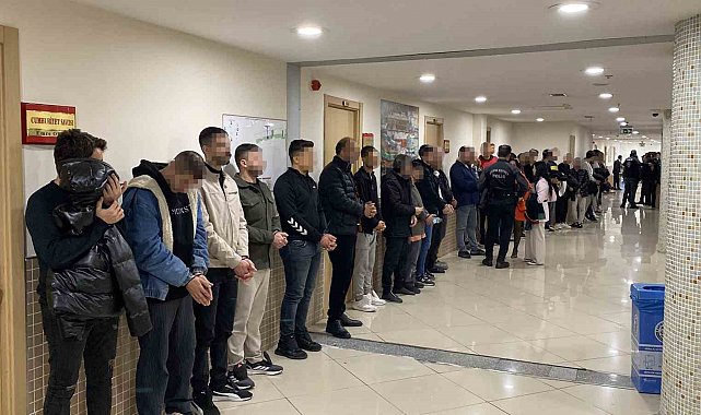 Dini duyguları istismar ederek dolandırıcılık yapan 55 şüpheli tutuklama talebiyle sevk edildi