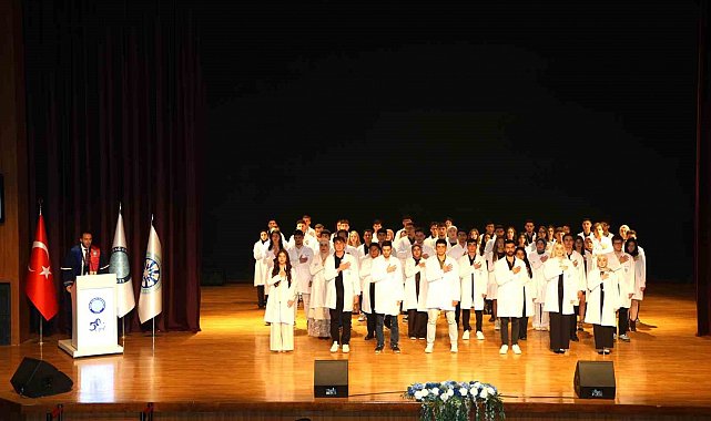 Diş hekimliği fakültesinde beyaz önlük heyecanı