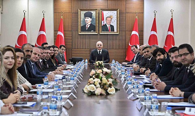 Diyarbakır Valisi Zorluoğlu'ndan bağımlılıkla mücadele kararlılığı