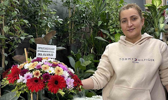 Diyarbakır'da çiçekçilerde Öğretmenler Günü yoğunluğu